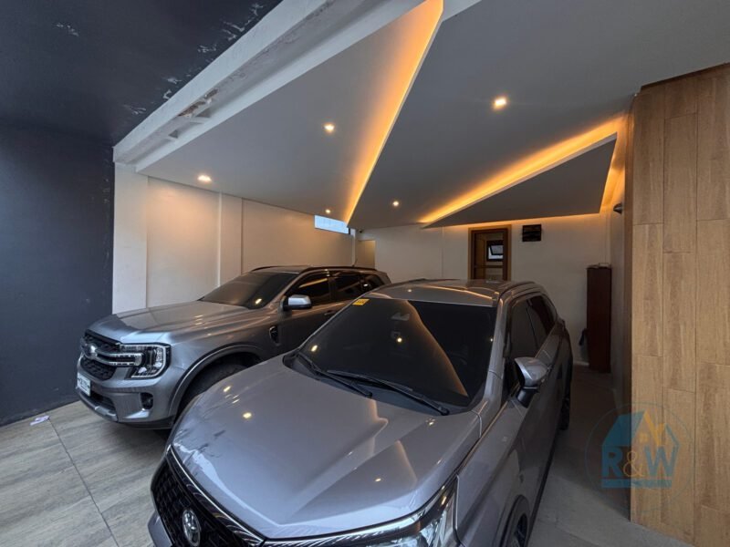 Stunning 3-Storey House & Lot for Sale