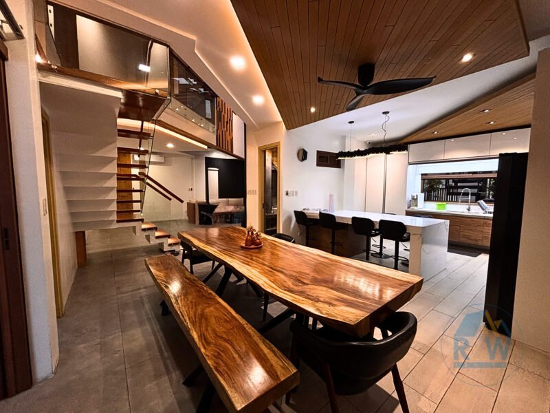 Stunning 3-Storey House & Lot for Sale
