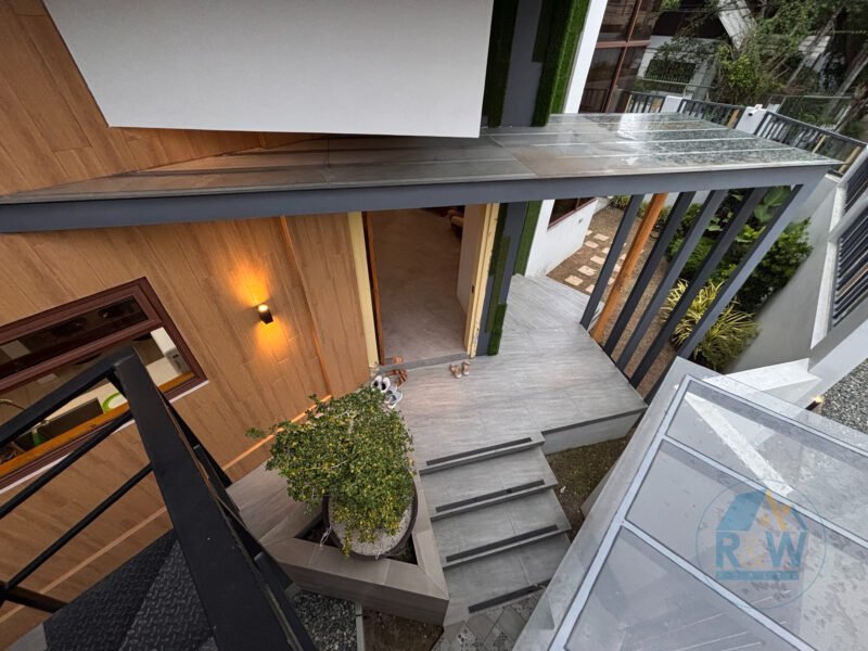 Stunning 3-Storey House & Lot for Sale
