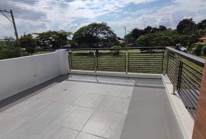 House and Lot for Sale Near Clark Airport