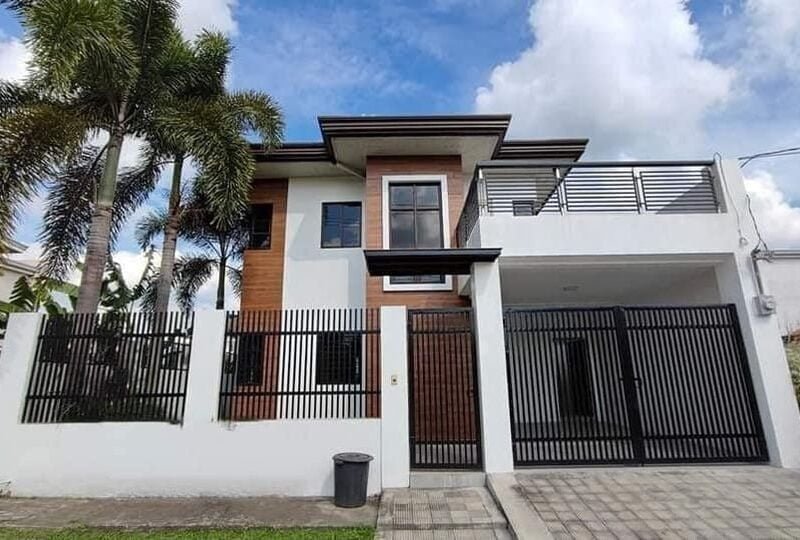 House and Lot for Sale Near Clark Airport