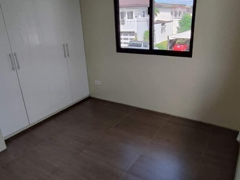 House and Lot for Sale Near Clark Airport