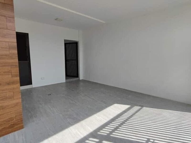 House and Lot for Sale Near Clark Airport