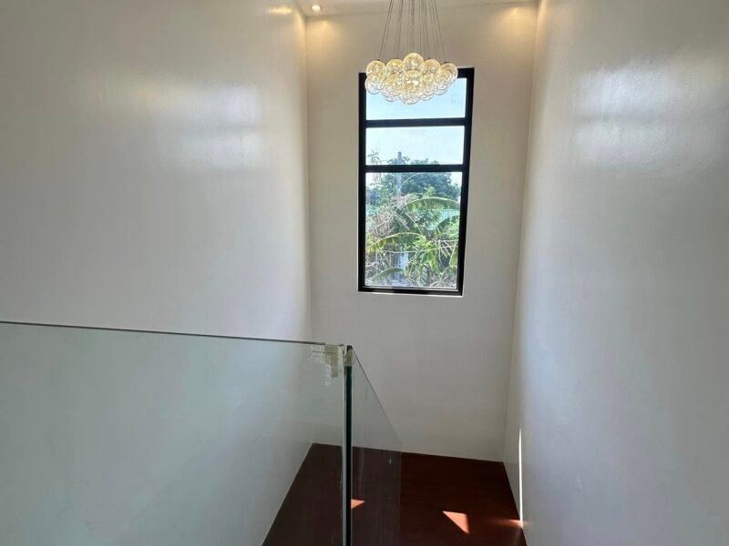Brand-New Modern House for Sale near Airport