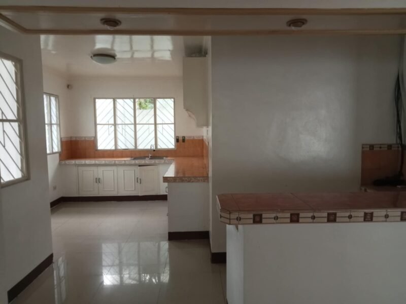 Bungalow House For Rent Near Clark | Spacious 4BR Home