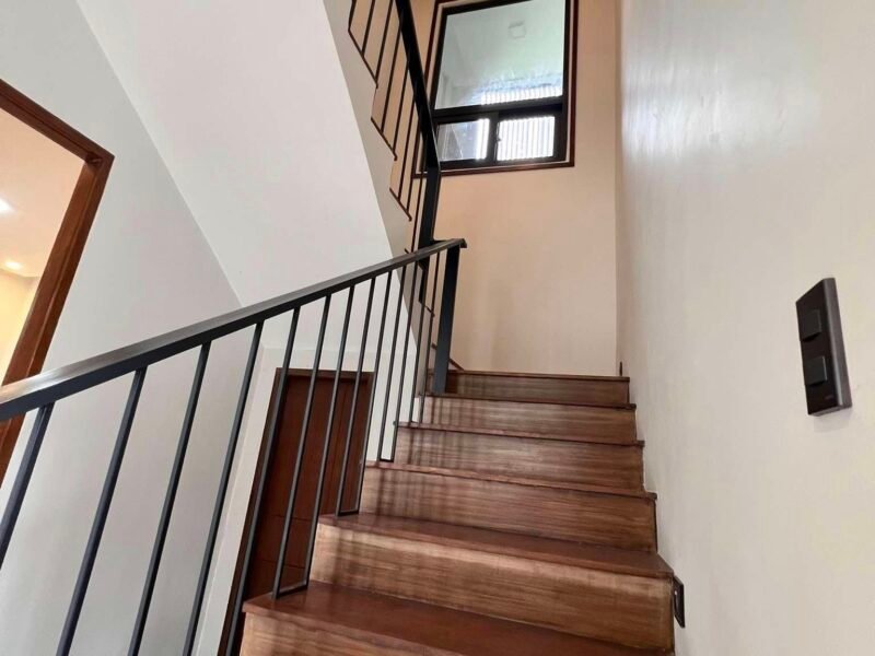 Luxury 2-Storey House with Pool for Sale Near Clark Freeport Zone