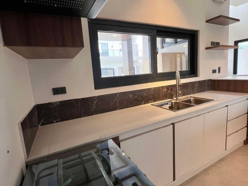 Luxury 2-Storey House with Pool for Sale Near Clark Freeport Zone