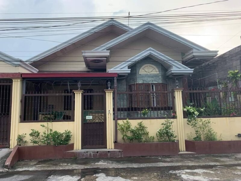 Timeless Bungalow House & Lot for Sale in Camachiles