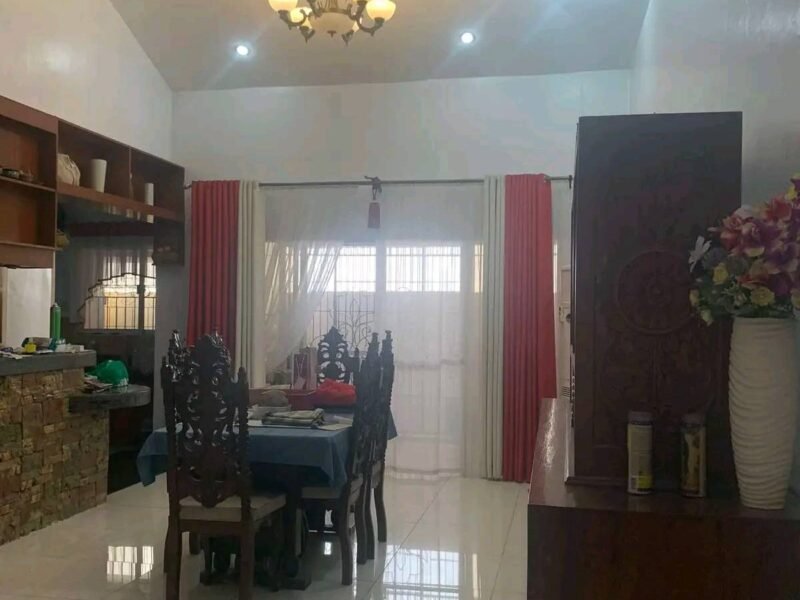 Classic Bungalow House with Pool for Sale in Angeles City 500 sqm