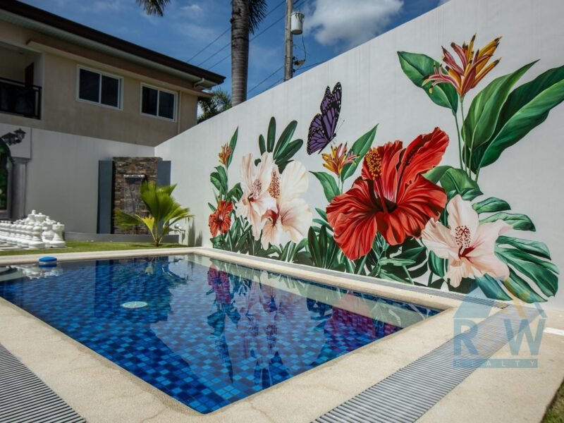 Exquisite 868 sqm Mansion Near Clark Freeport Zone