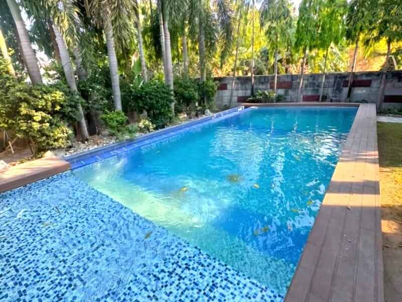 Two-Storey Modern Contemporary Fully Furnished with Pool