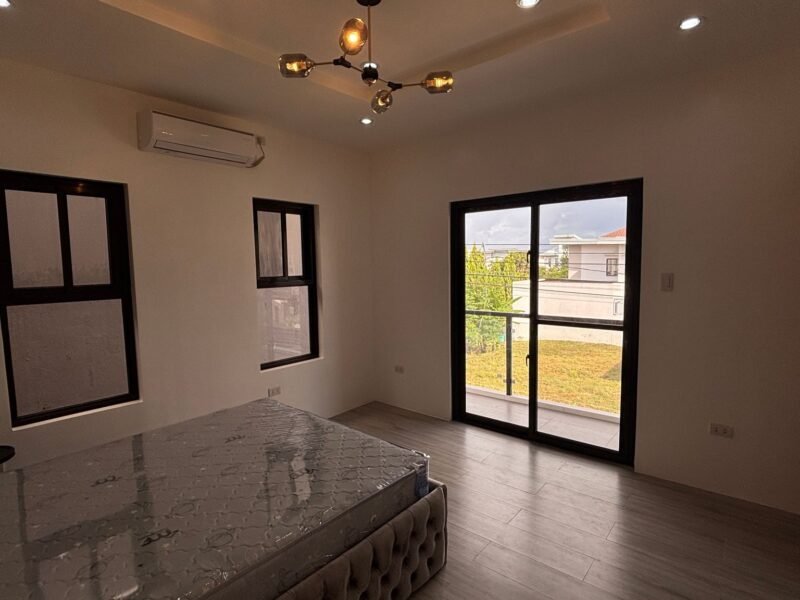 Brandnew Two-Storey Modern House and Lot for Sale near Clark