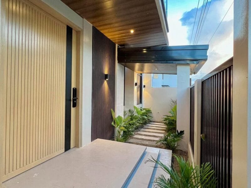 Brand New Smart Home for Sale in Angeles City | 4BR, Dipping Pool