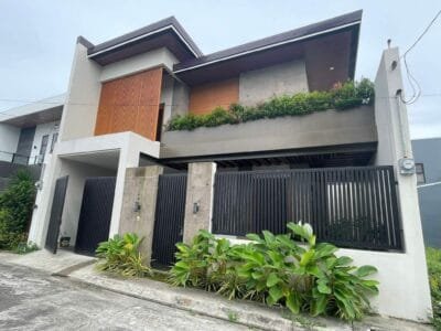 Modern Tropical 3BR Home for Sale in Angeles City | Near Marquee Mall