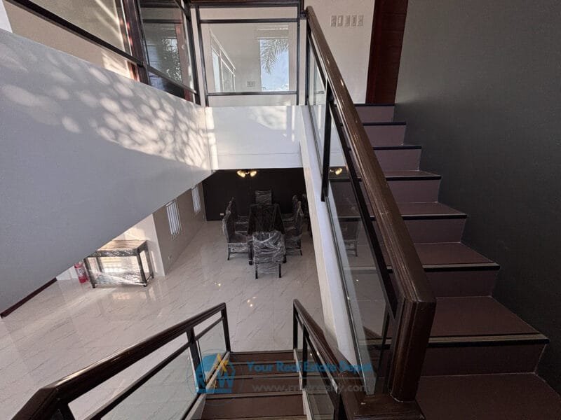 Pre-Owned Two-Storey House with Adjacent Lot for Sale in Angeles City | 4BR