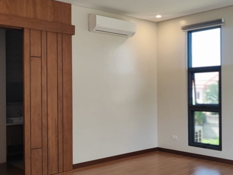 Luxury Brand-New Modern House for Sale or Rent in Angeles City 4BR