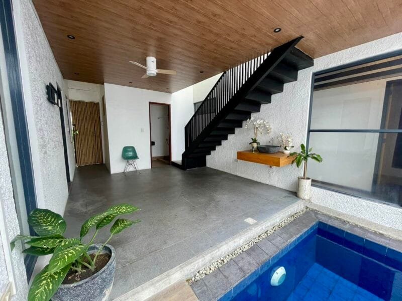 Luxurious Tropical Pool Villa for Rent Near Clark 4BR