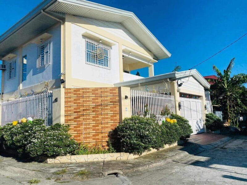 Modern 2-Storey Corner Lot House in Angeles City 4BR