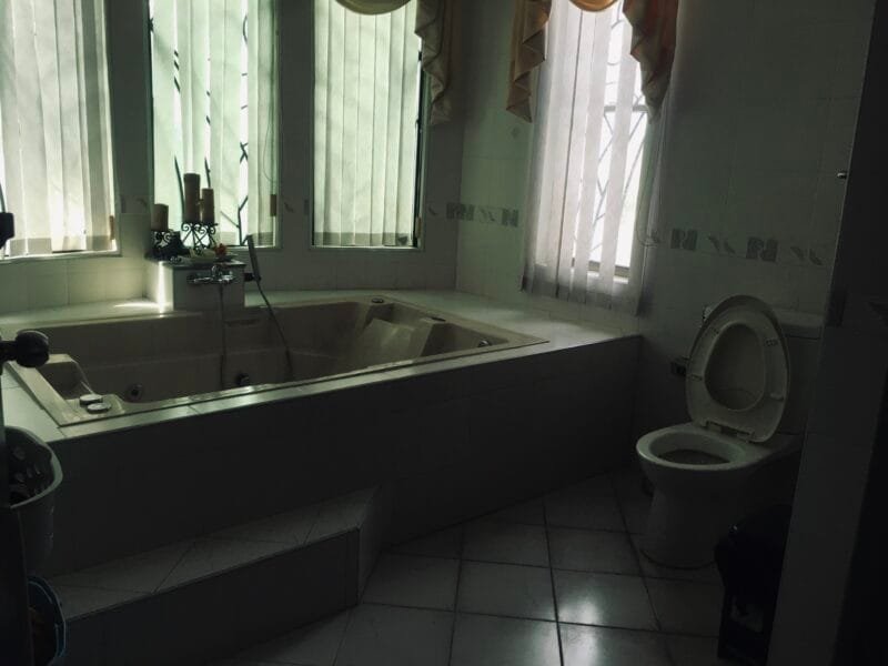 Luxury House for Rent with Swimming Pool in Angeles City 4 Bedroom