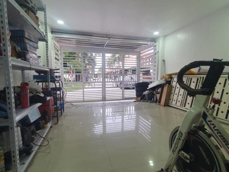 3-Bedroom Townhouse For Sale Near Clark Airport