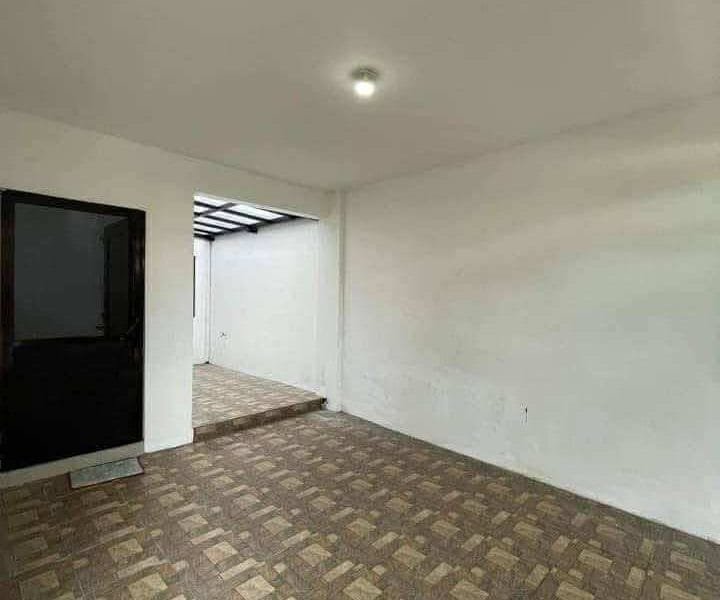 Pre-Owned 4-Bedroom House for Sale in Metrogate Angeles City